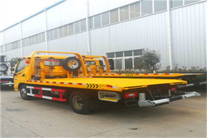 通川附近拖车救援搭电