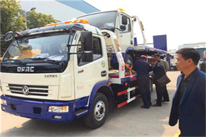 通川汽车道路救援拖车价格